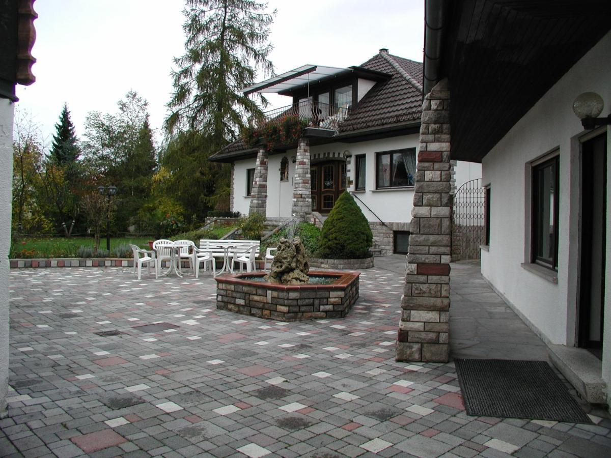 Pension Hofmann Oberasbach Exterior foto