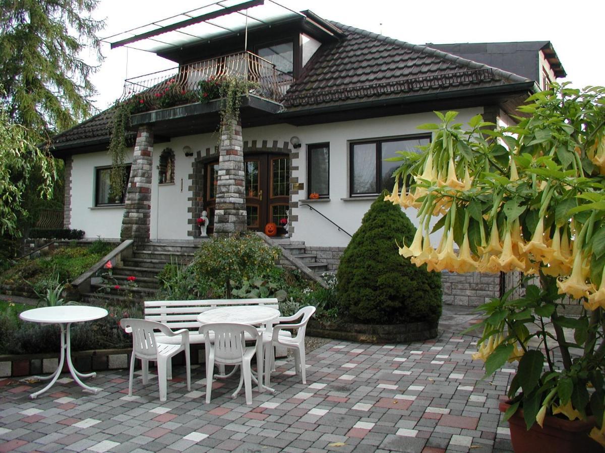Pension Hofmann Oberasbach Exterior foto